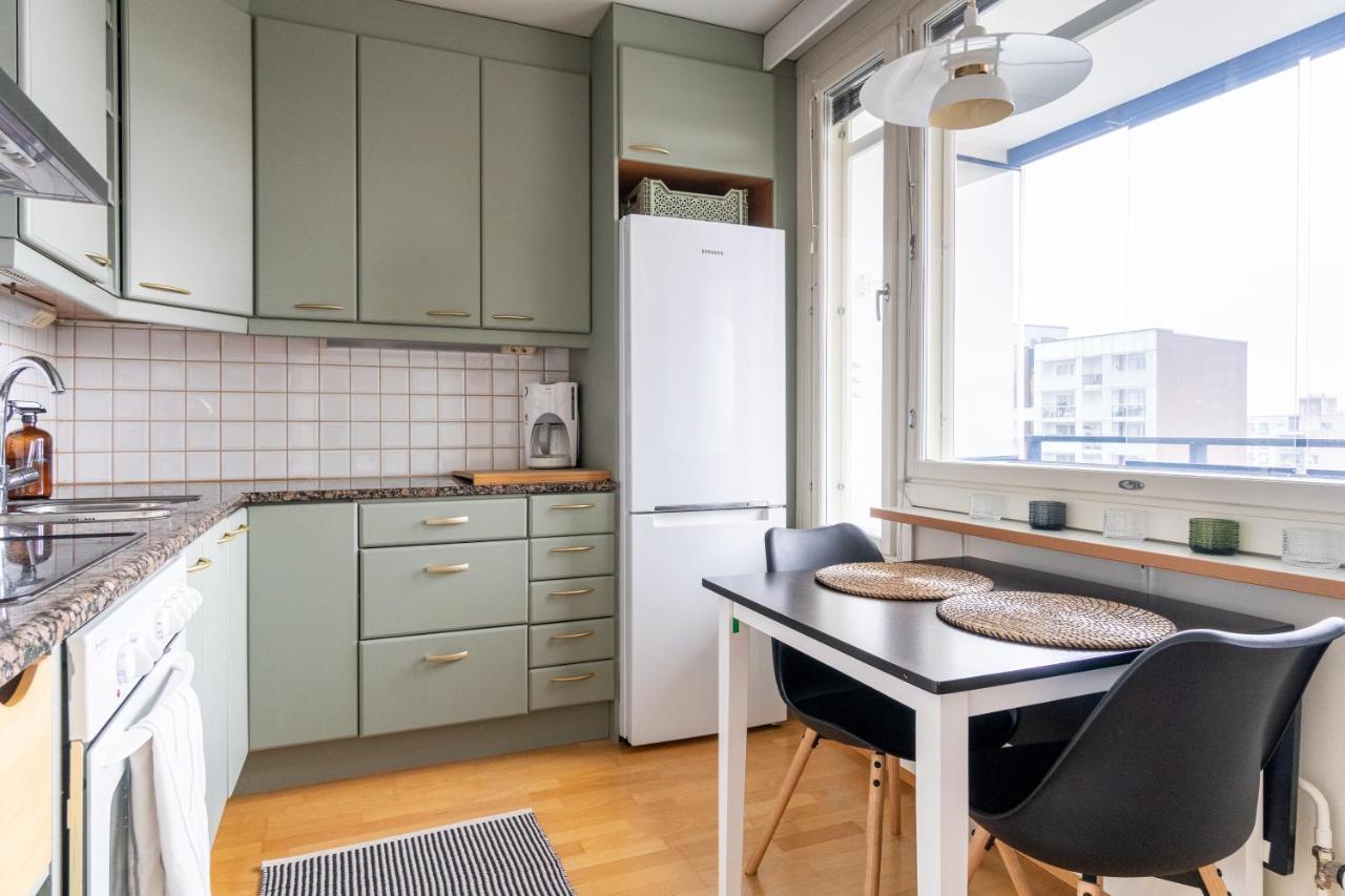 Apartment Kodikas Asunto Tikkurilassa *